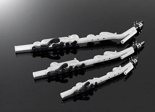 [ Image ] YVS-140 Tenor Venova (top), YVS-120 Alto Venova (center; for reference), and YVS-100 Venova (bottom; soprano model for reference)