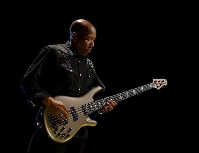 나단 이스트(Nathan East)