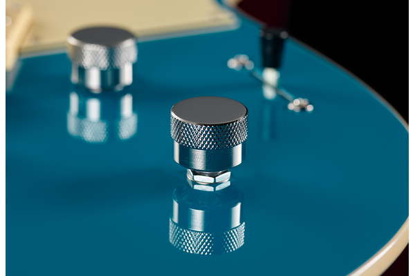 Push/pull tone knob on the Revstar series